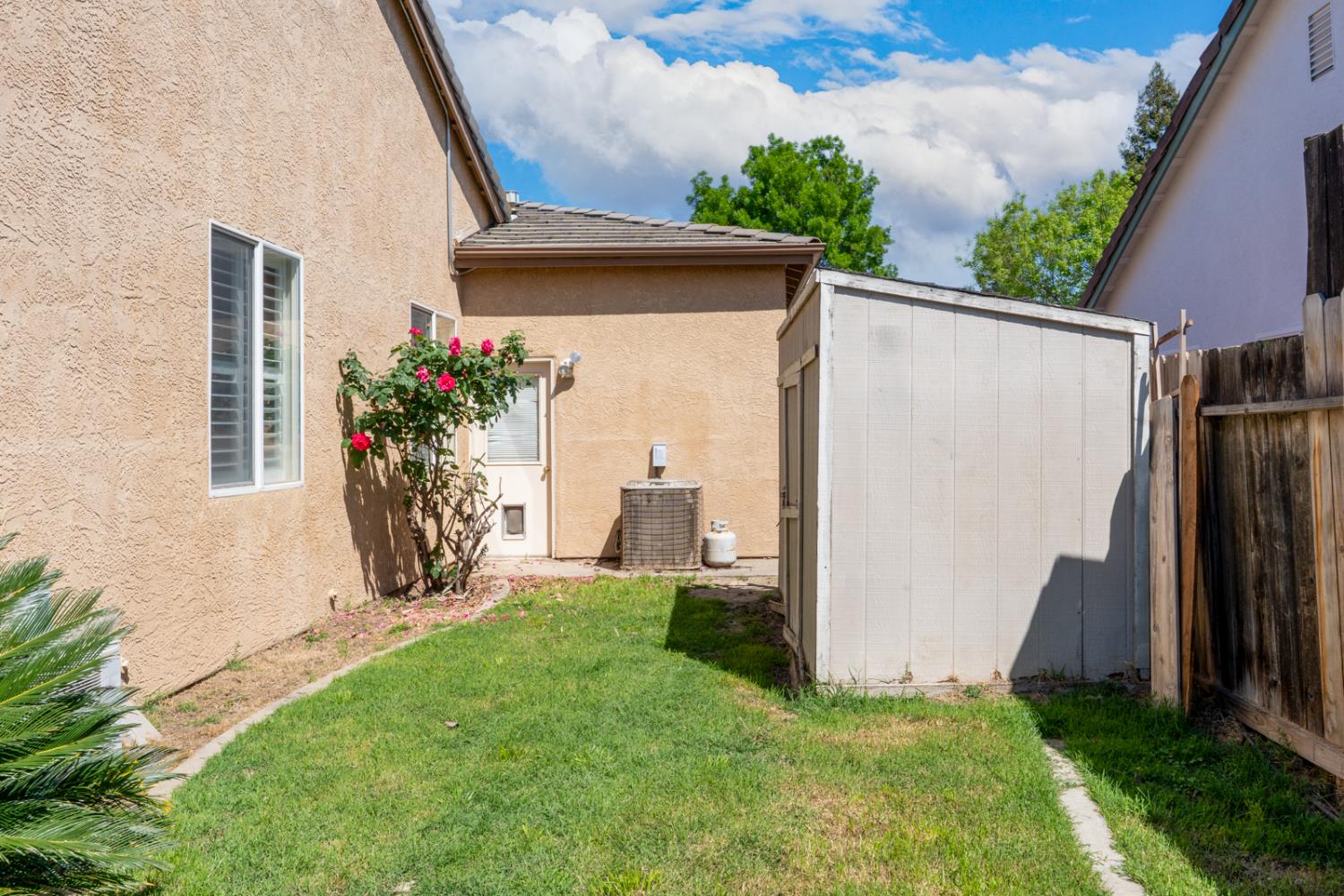 1908 Fall Brook Ct, Merced, CA 95340