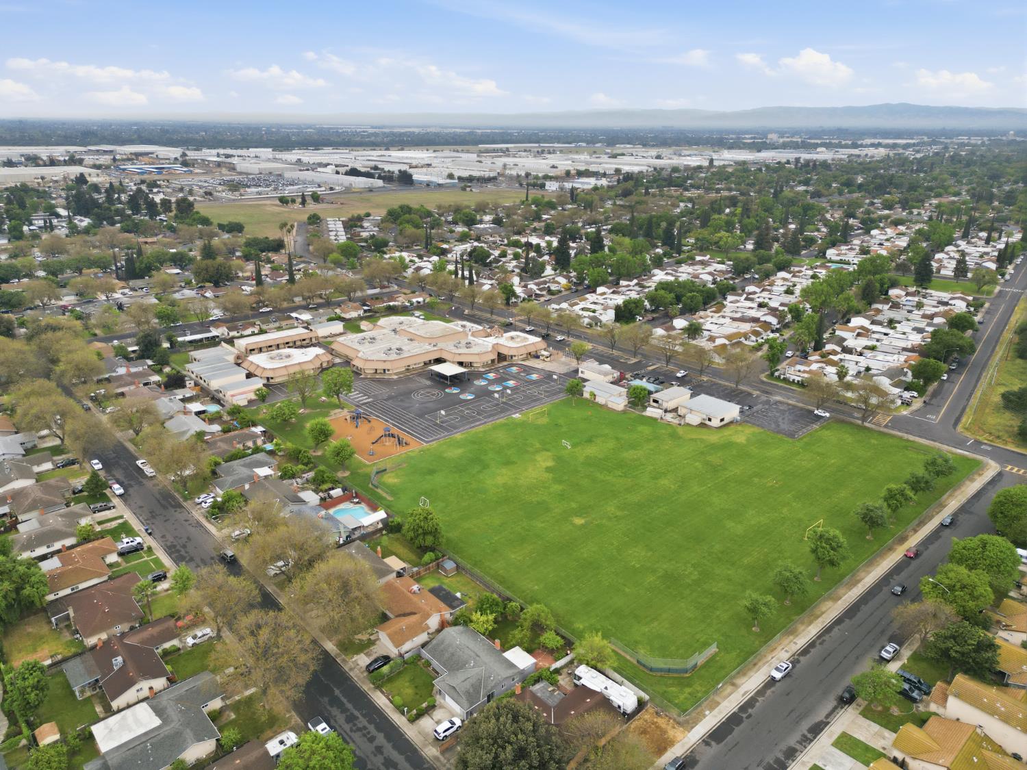 3100 Kounias Dr, Modesto, CA 95354