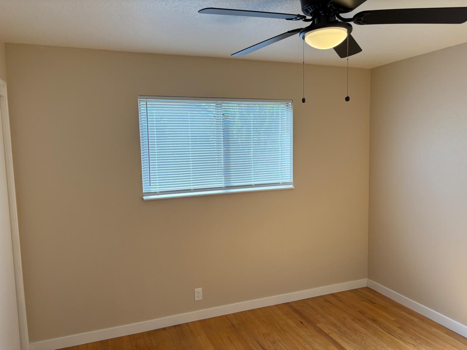 930 Palomino St, Manteca, CA 95336