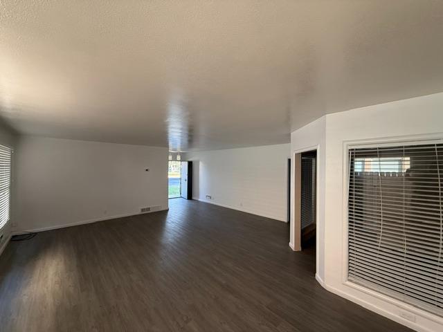 1212 Kern St, Newman, CA 95360