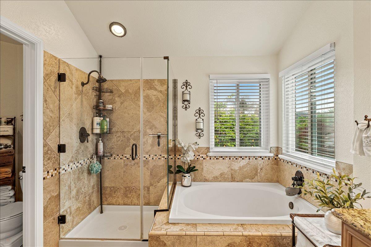 1565 Daniels St, Manteca, CA 95337