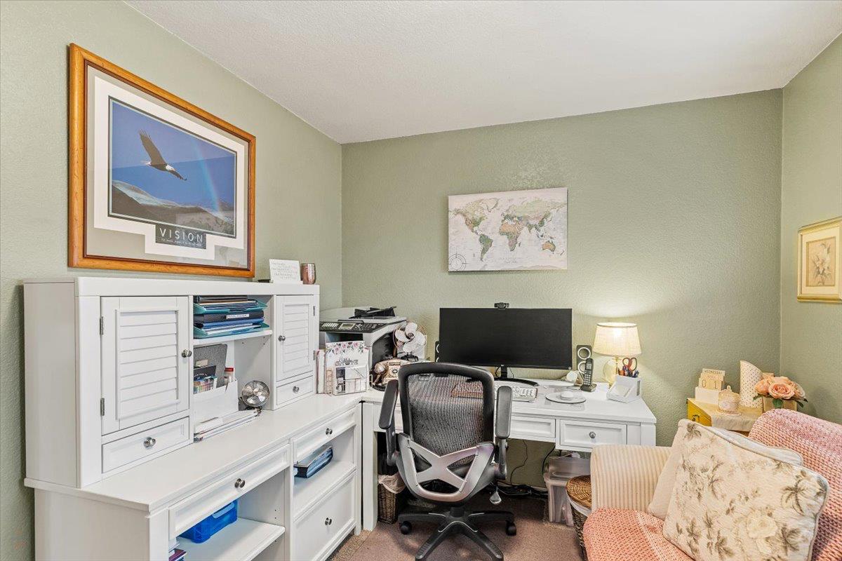 1565 Daniels St, Manteca, CA 95337