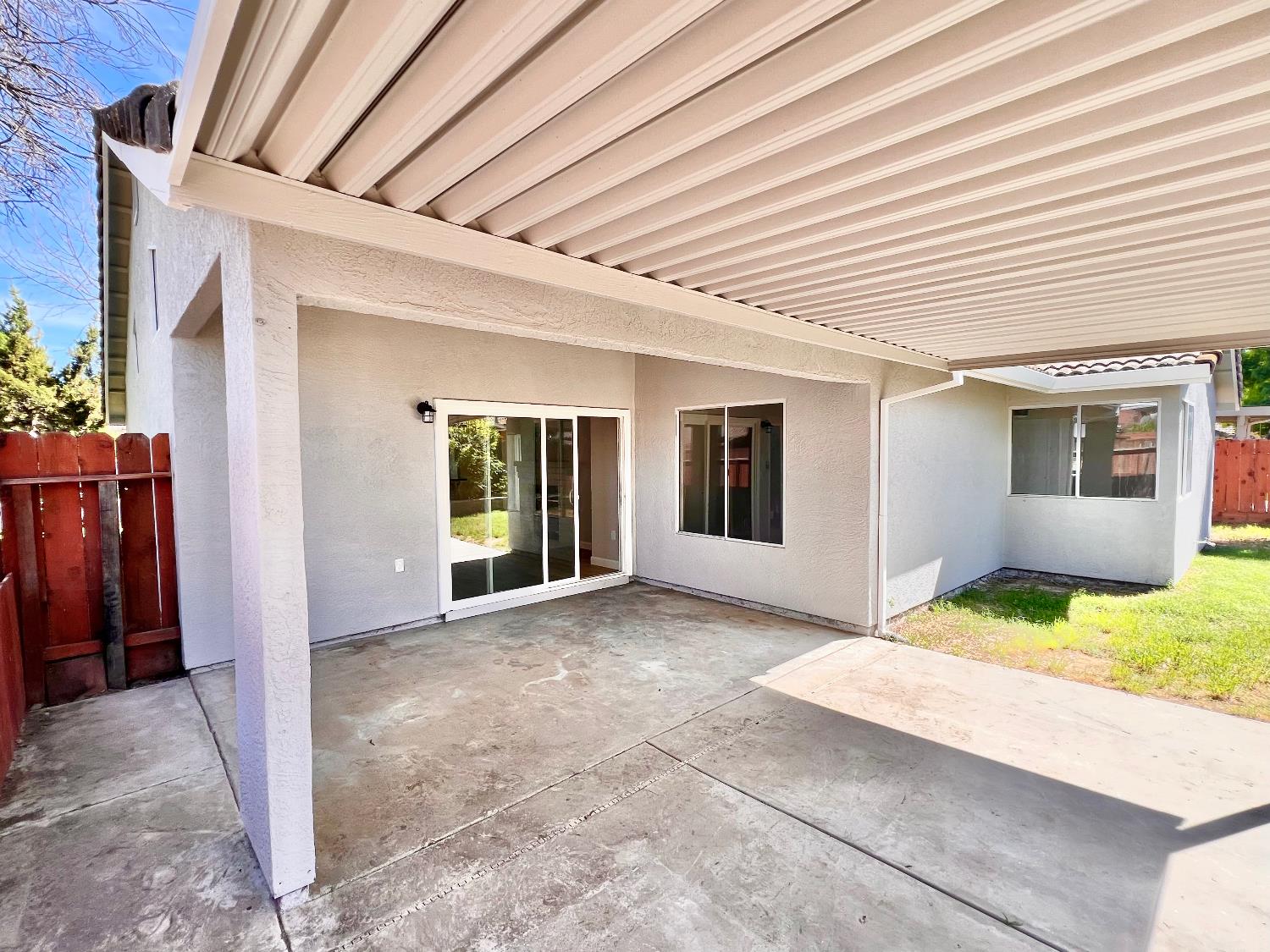 2107 Canyon View Dr, Newman, CA 95360