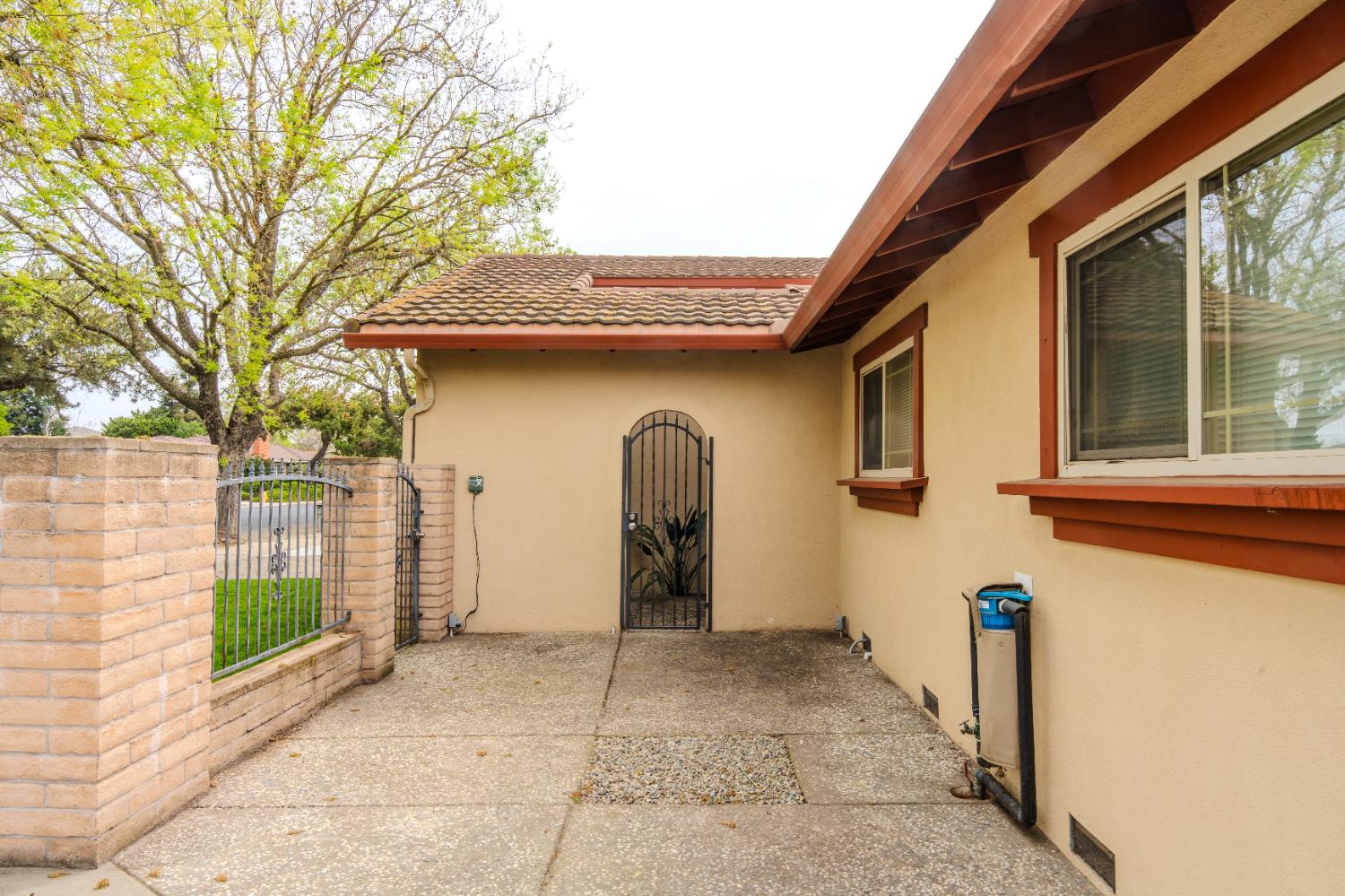 1440 Kruger Dr, Modesto, CA 95355