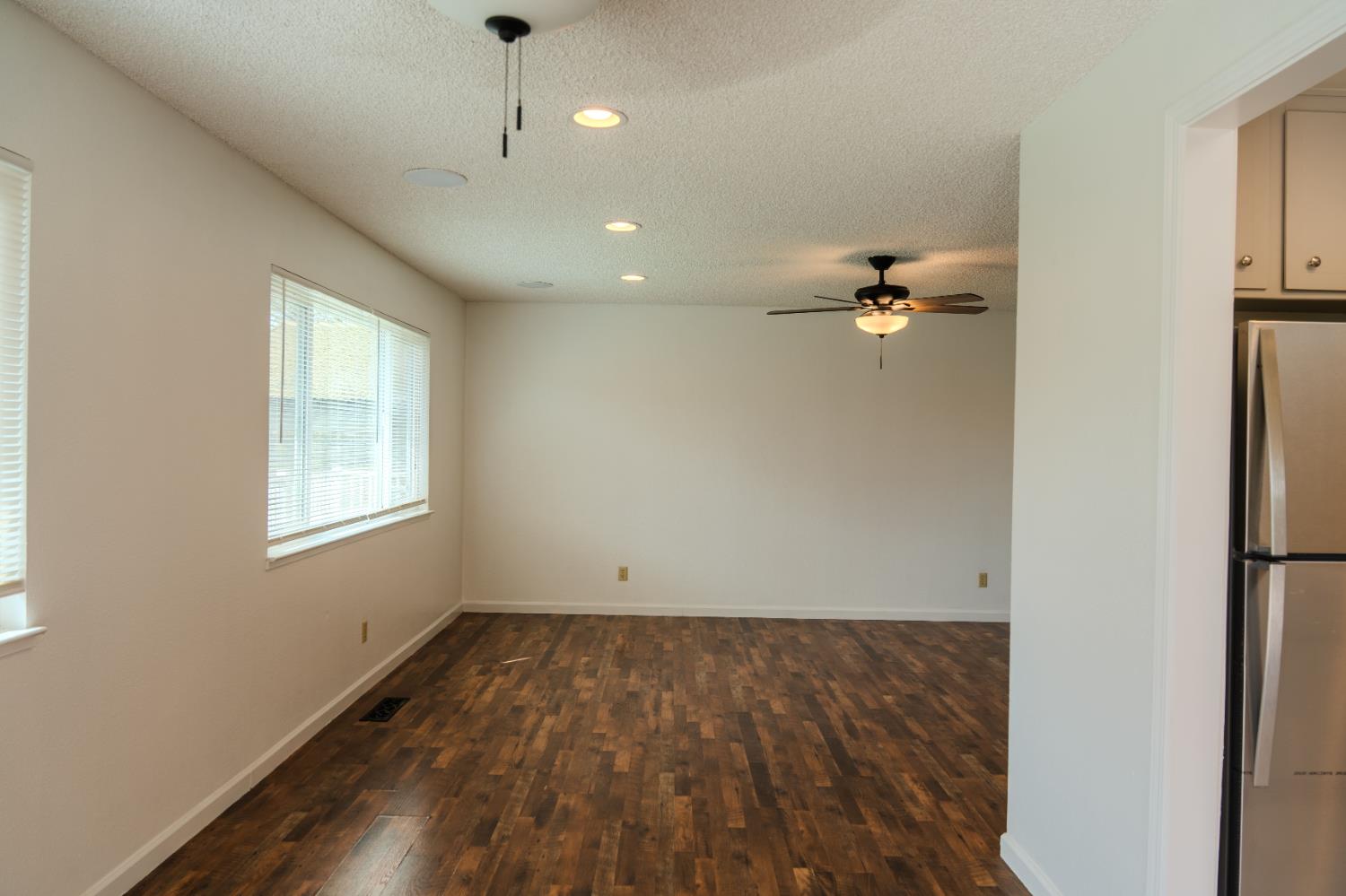 1440 Kruger Dr, Modesto, CA 95355