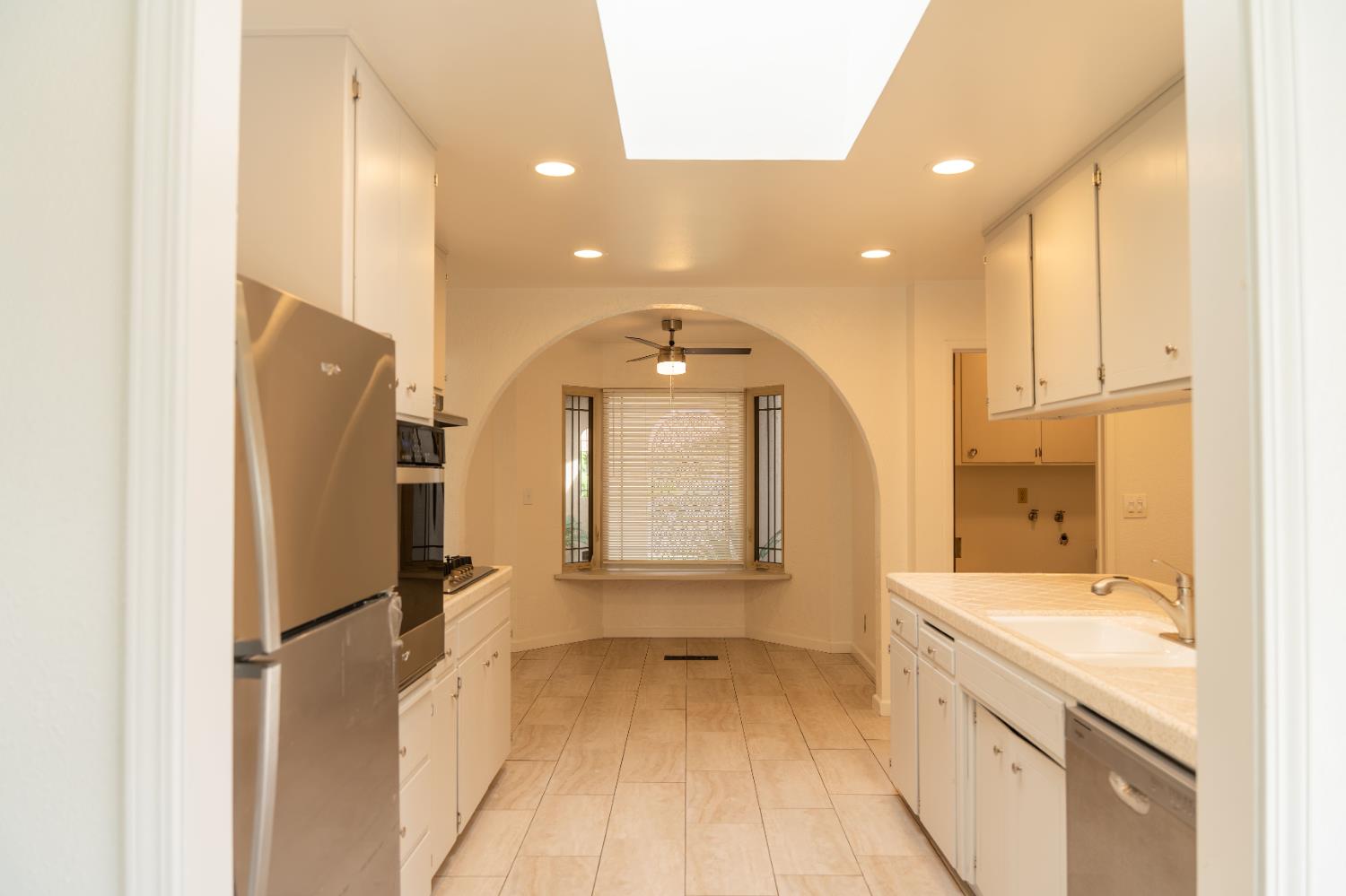 1440 Kruger Dr, Modesto, CA 95355