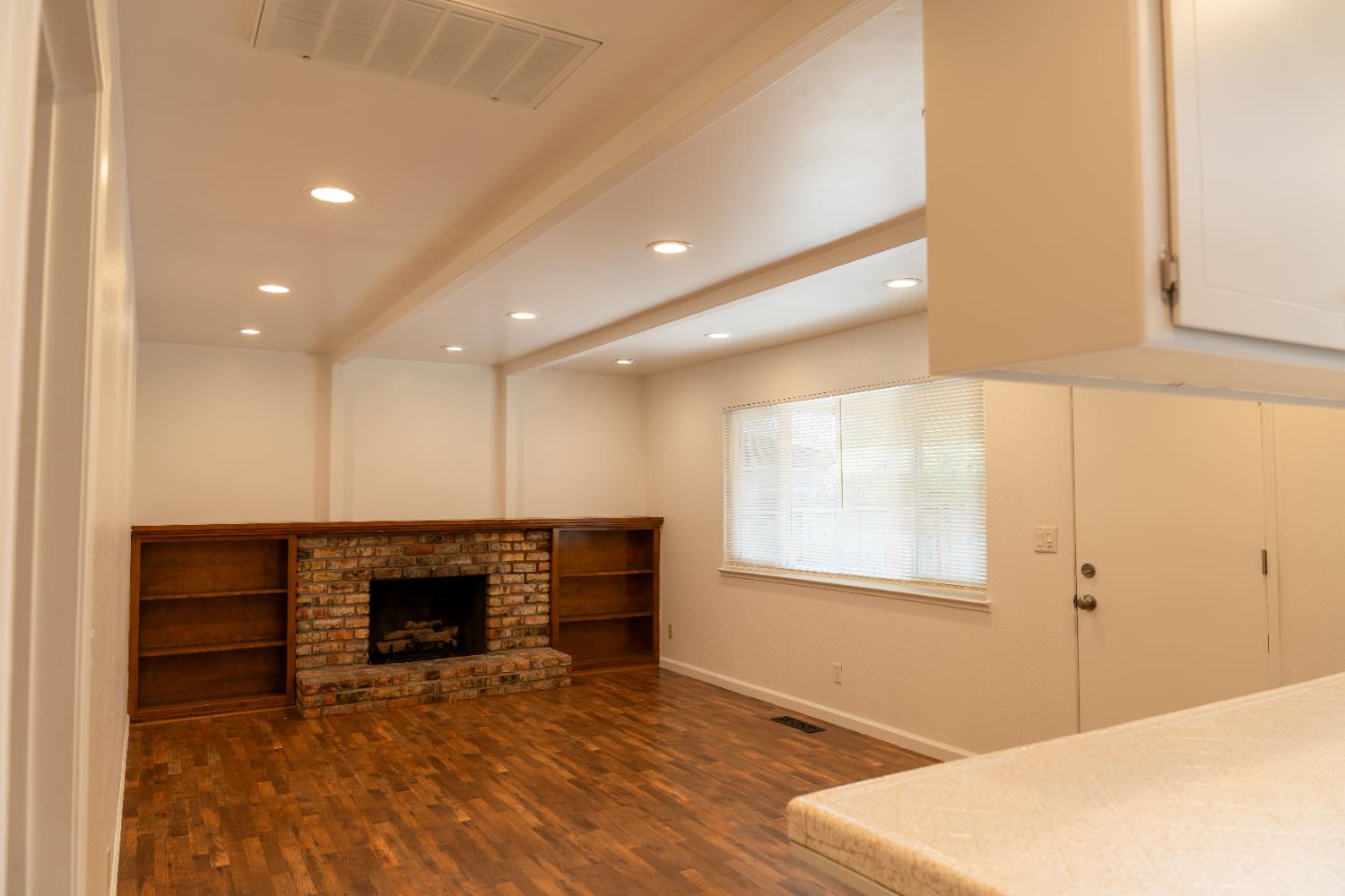 1440 Kruger Dr, Modesto, CA 95355