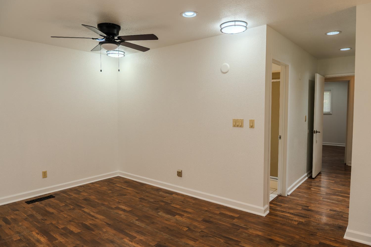 1440 Kruger Dr, Modesto, CA 95355