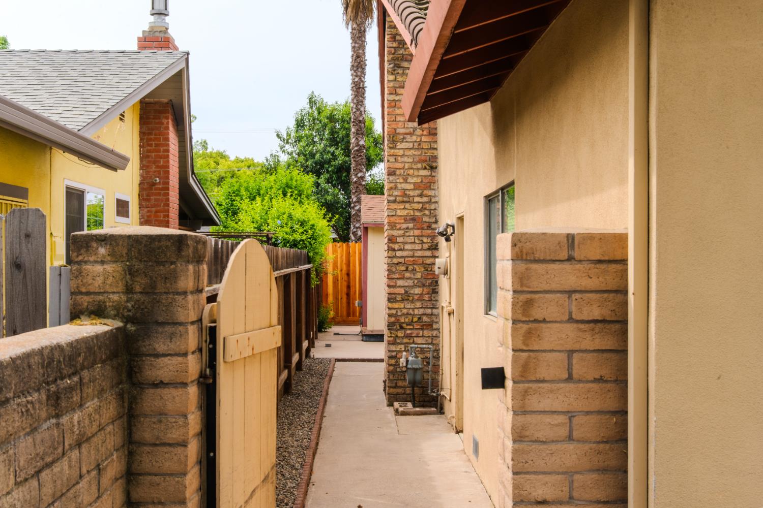 1440 Kruger Dr, Modesto, CA 95355