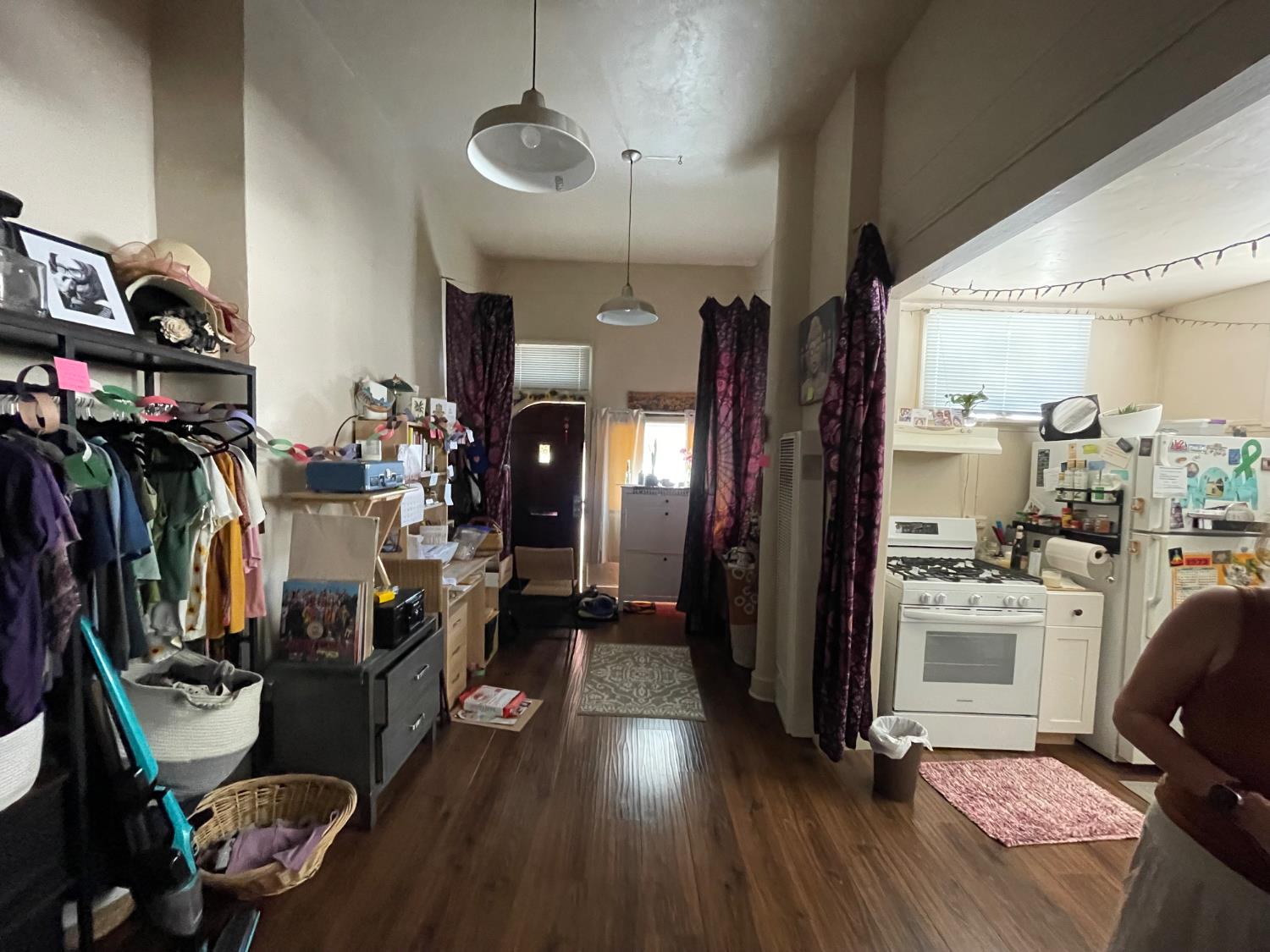 512 12th St, Modesto, CA 95354