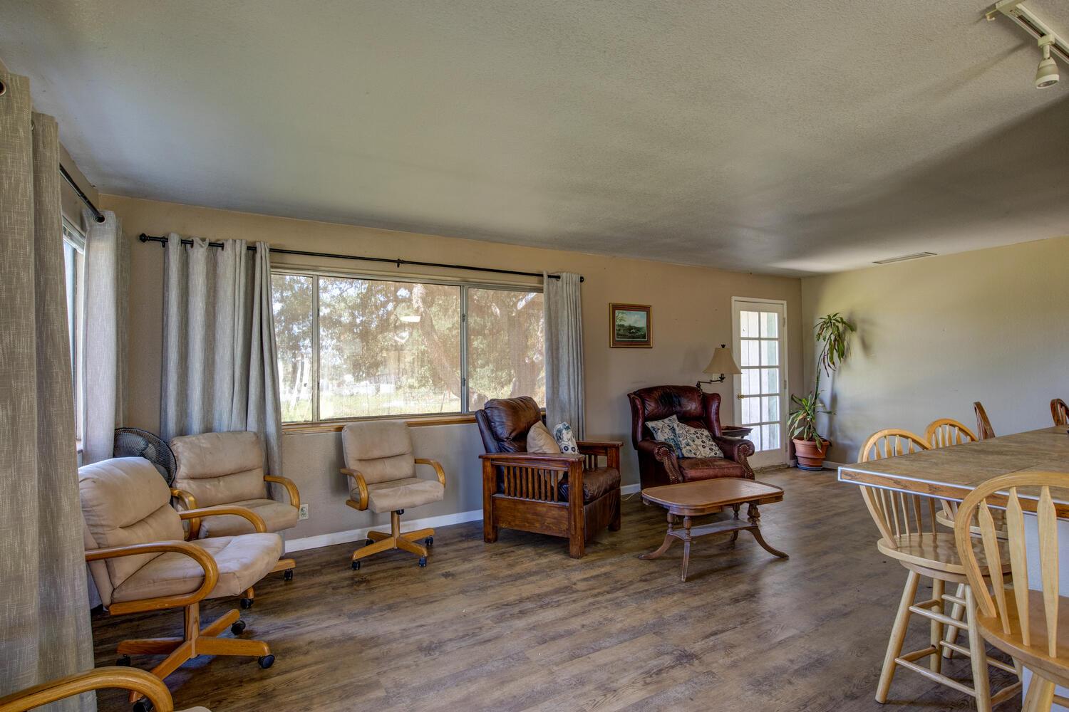 27900 Cooperstown Rd, La Grange, CA 95329