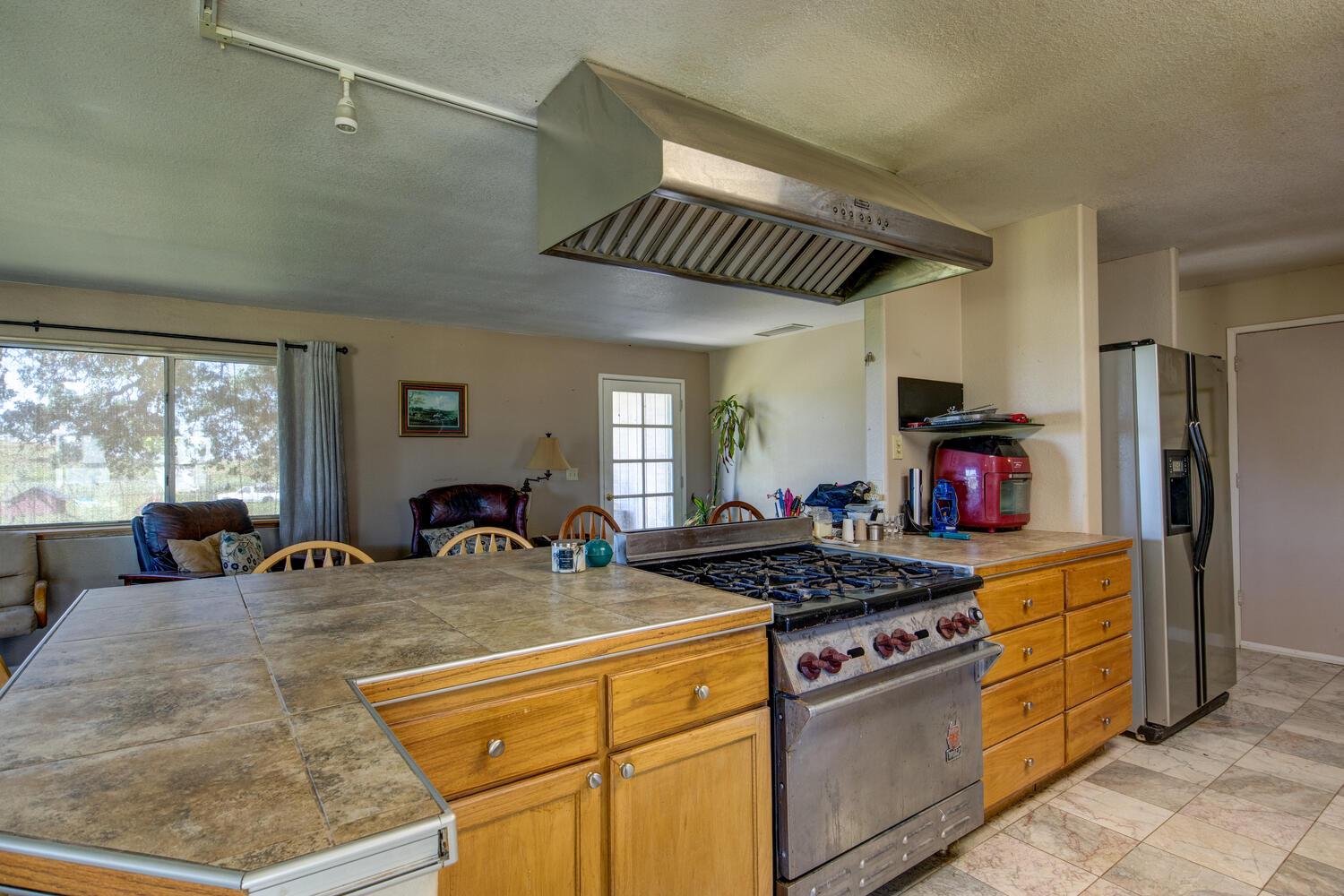 27900 Cooperstown Rd, La Grange, CA 95329