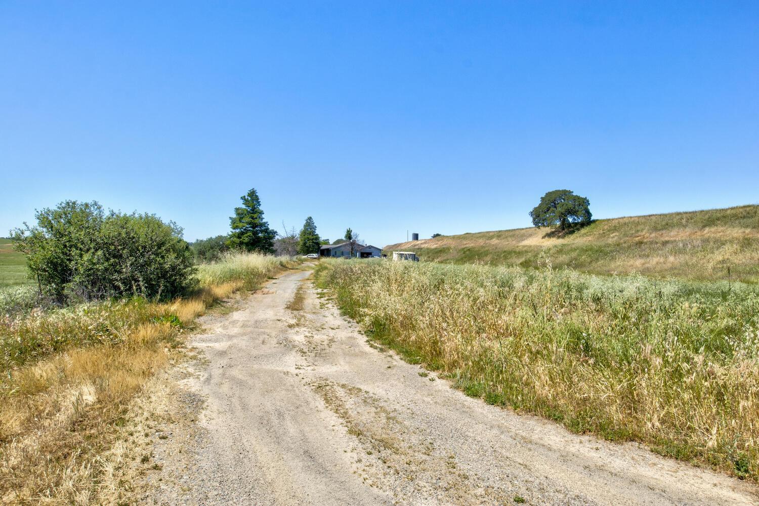 27900 Cooperstown Rd, La Grange, CA 95329