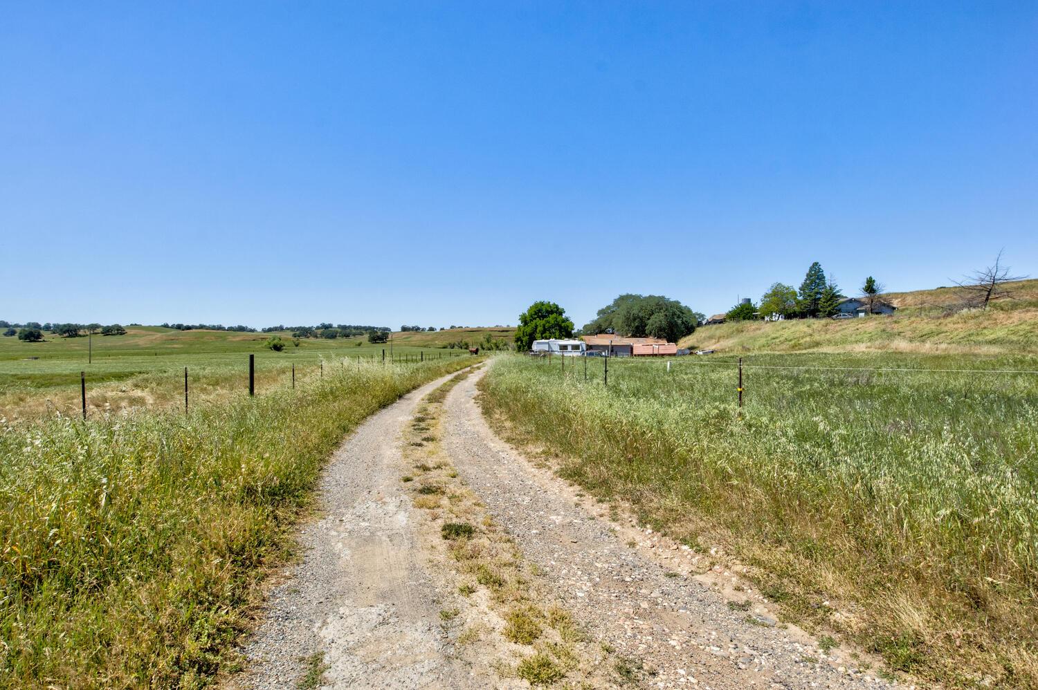 27900 Cooperstown Rd, La Grange, CA 95329