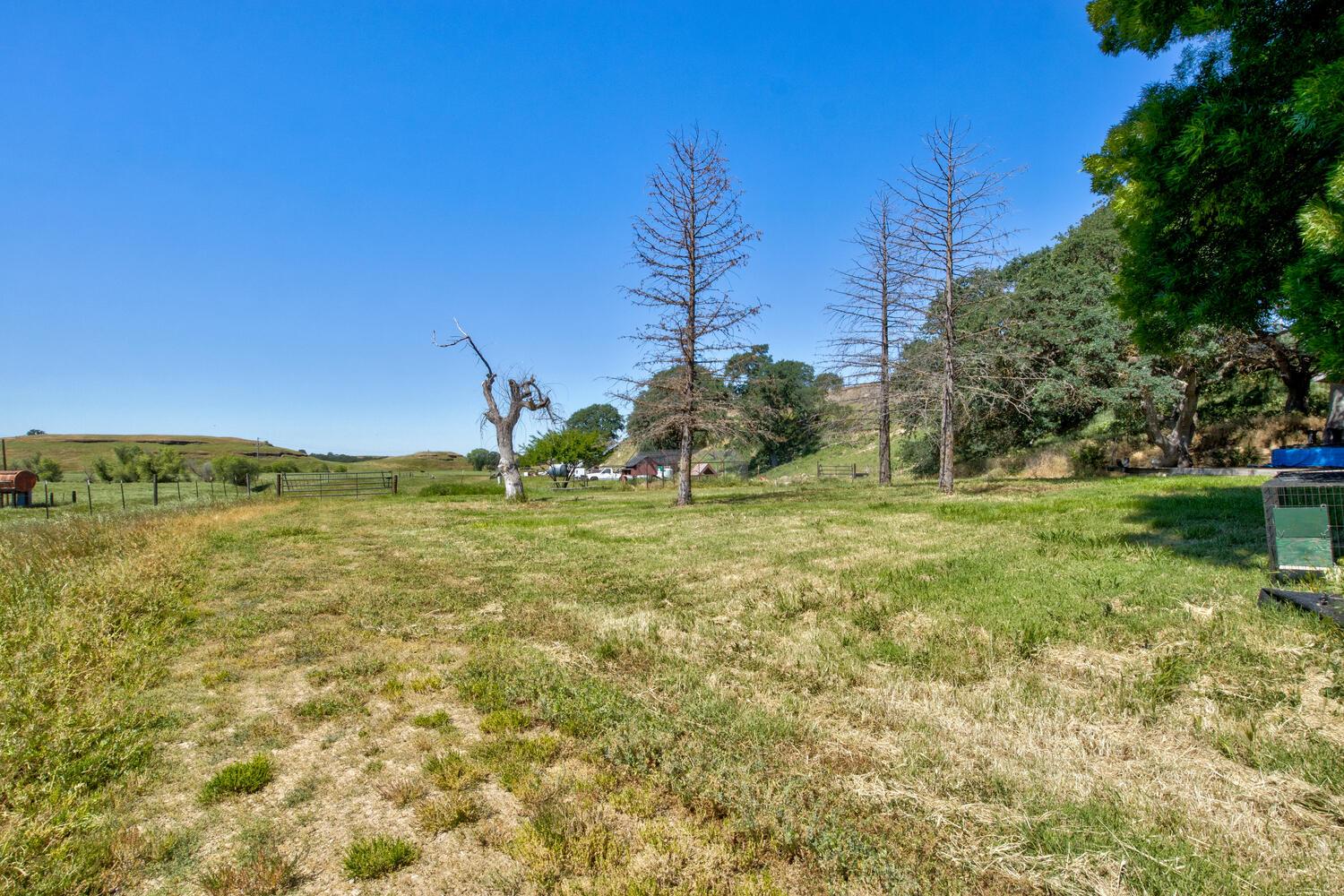 27900 Cooperstown Rd, La Grange, CA 95329