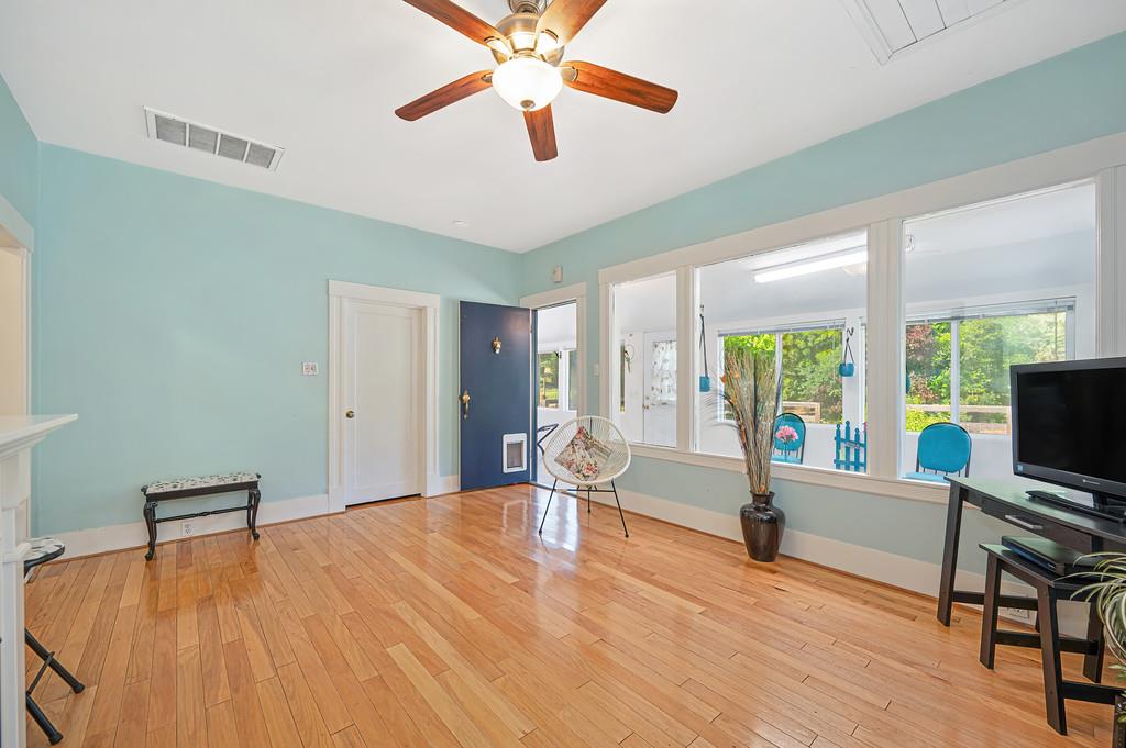 10813 Stone Rd, Oakdale, CA 95361