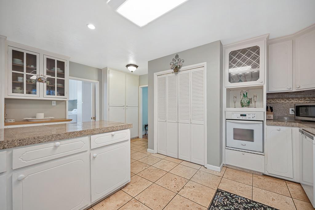 10813 Stone Rd, Oakdale, CA 95361