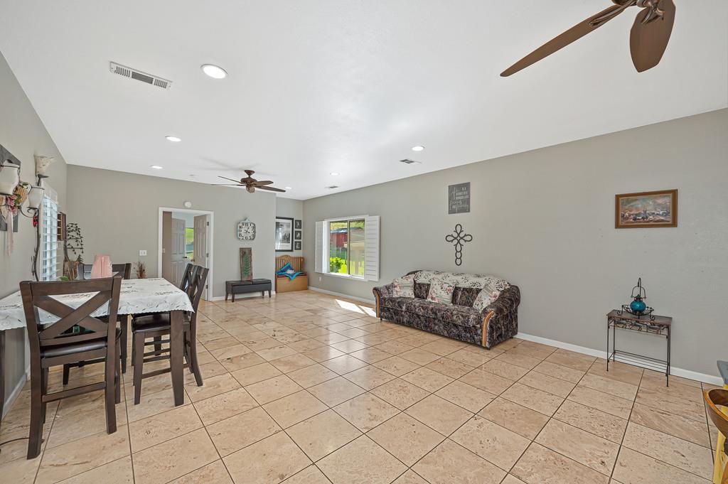 10813 Stone Rd, Oakdale, CA 95361