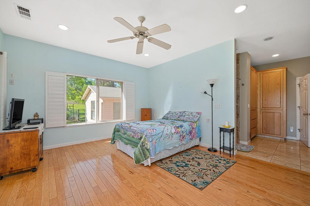 10813 Stone Rd, Oakdale, CA 95361