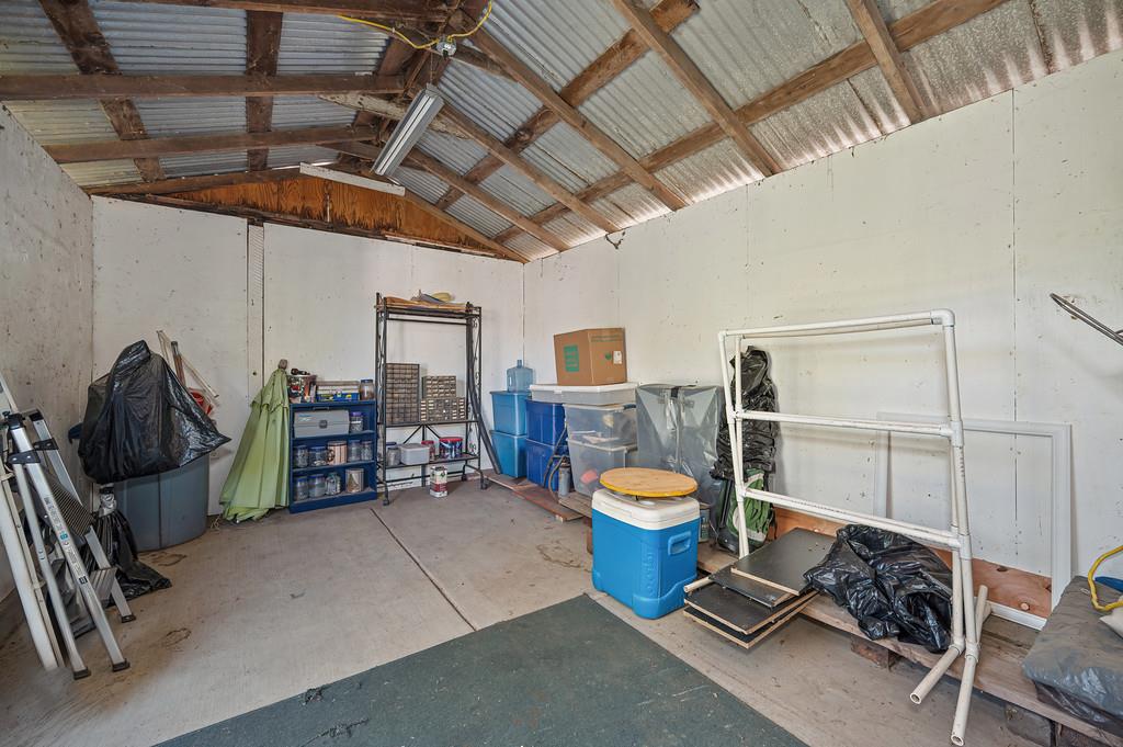 10813 Stone Rd, Oakdale, CA 95361