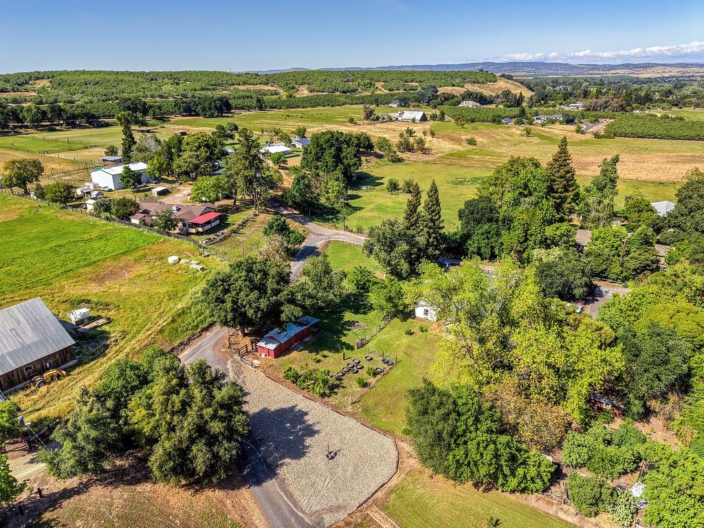 10813 Stone Rd, Oakdale, CA 95361