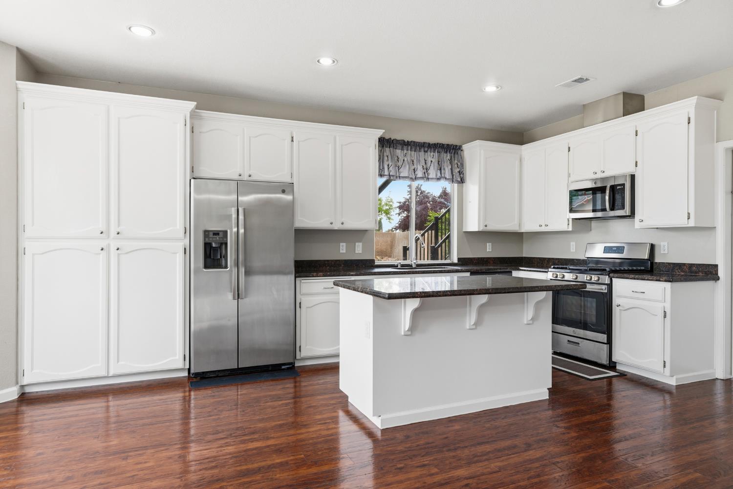 504 Van Dyken Way, Ripon, CA 95366