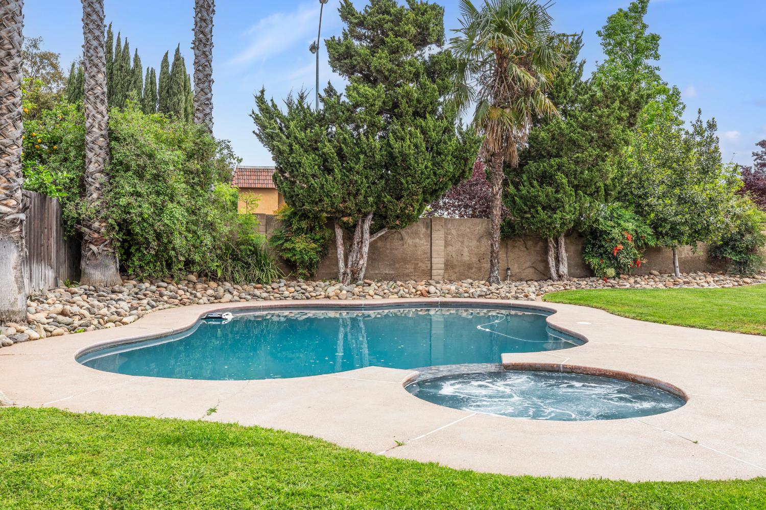 504 Van Dyken Way, Ripon, CA 95366