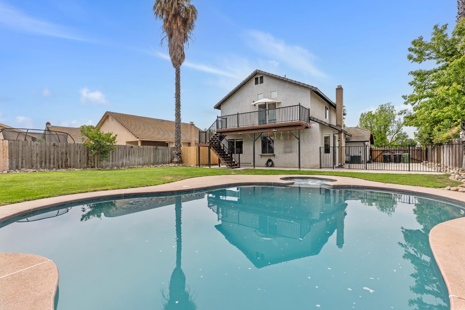 504 Van Dyken Way, Ripon, CA 95366