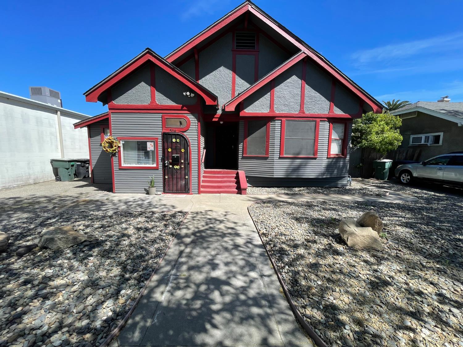 512 12th St, Modesto, CA 95354