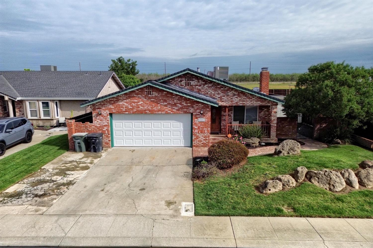 6521 Narcisco Way, Hughson, CA 95326