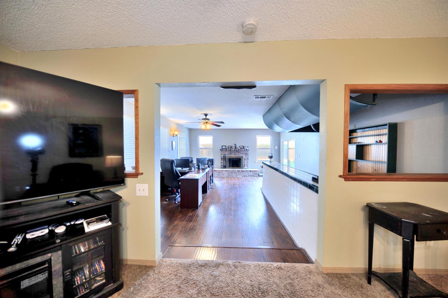 6521 Narcisco Way, Hughson, CA 95326