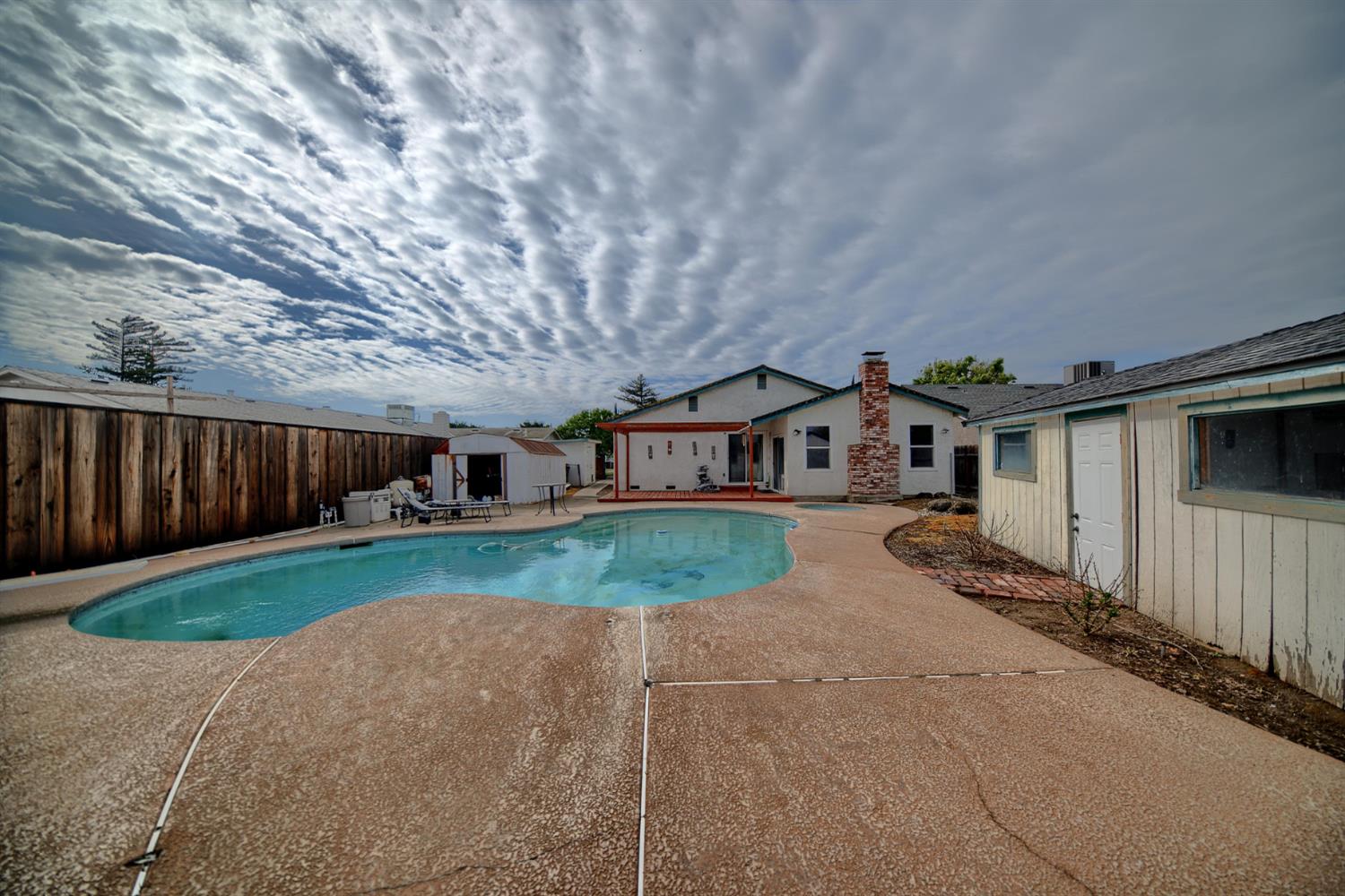 6521 Narcisco Way, Hughson, CA 95326