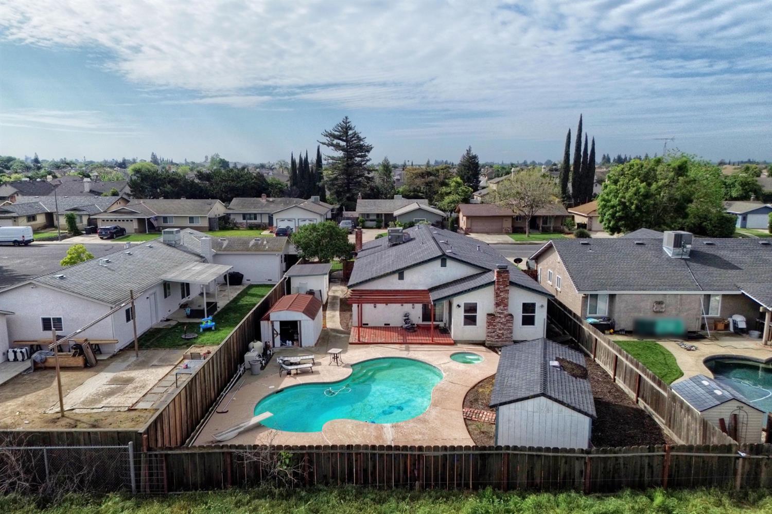 6521 Narcisco Way, Hughson, CA 95326