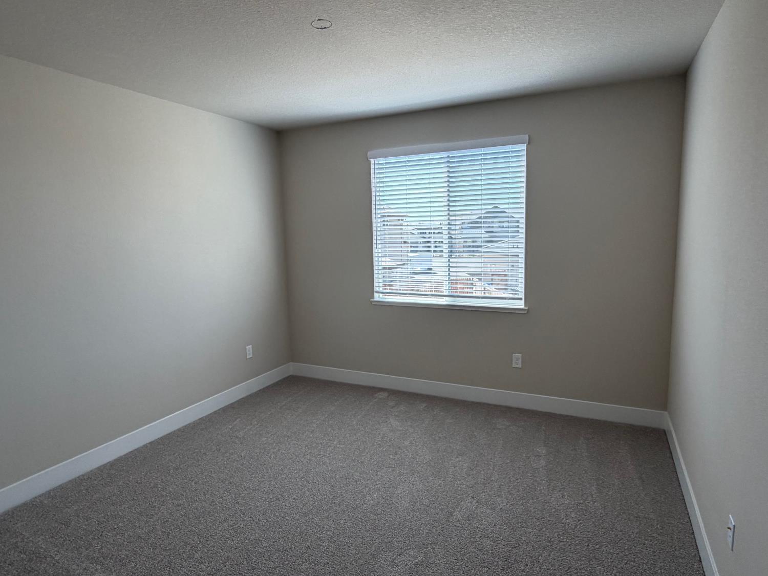 378 Tigris St, Manteca, CA 95337