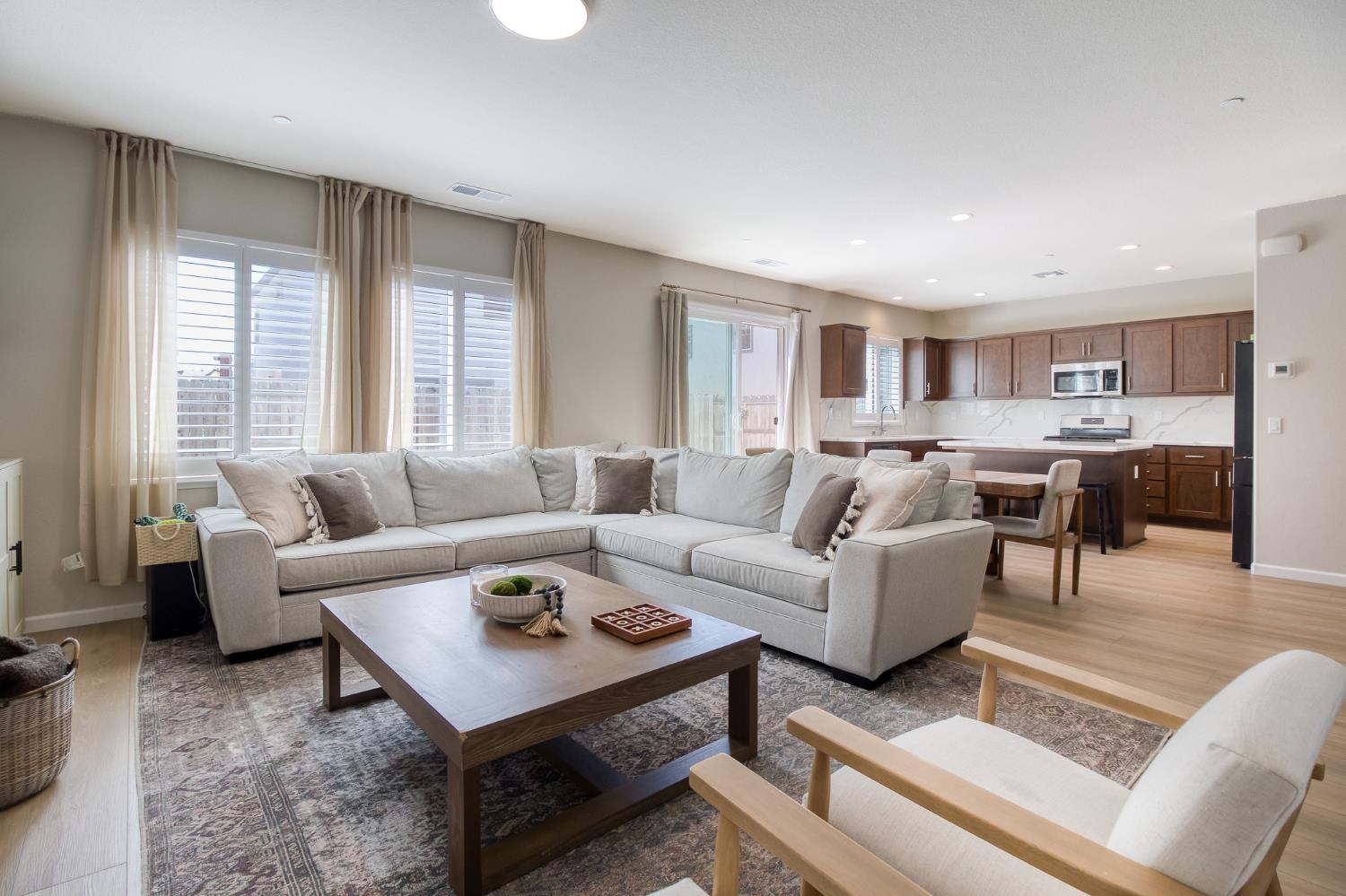 1508 Founders Point Dr, Modesto, CA 95356