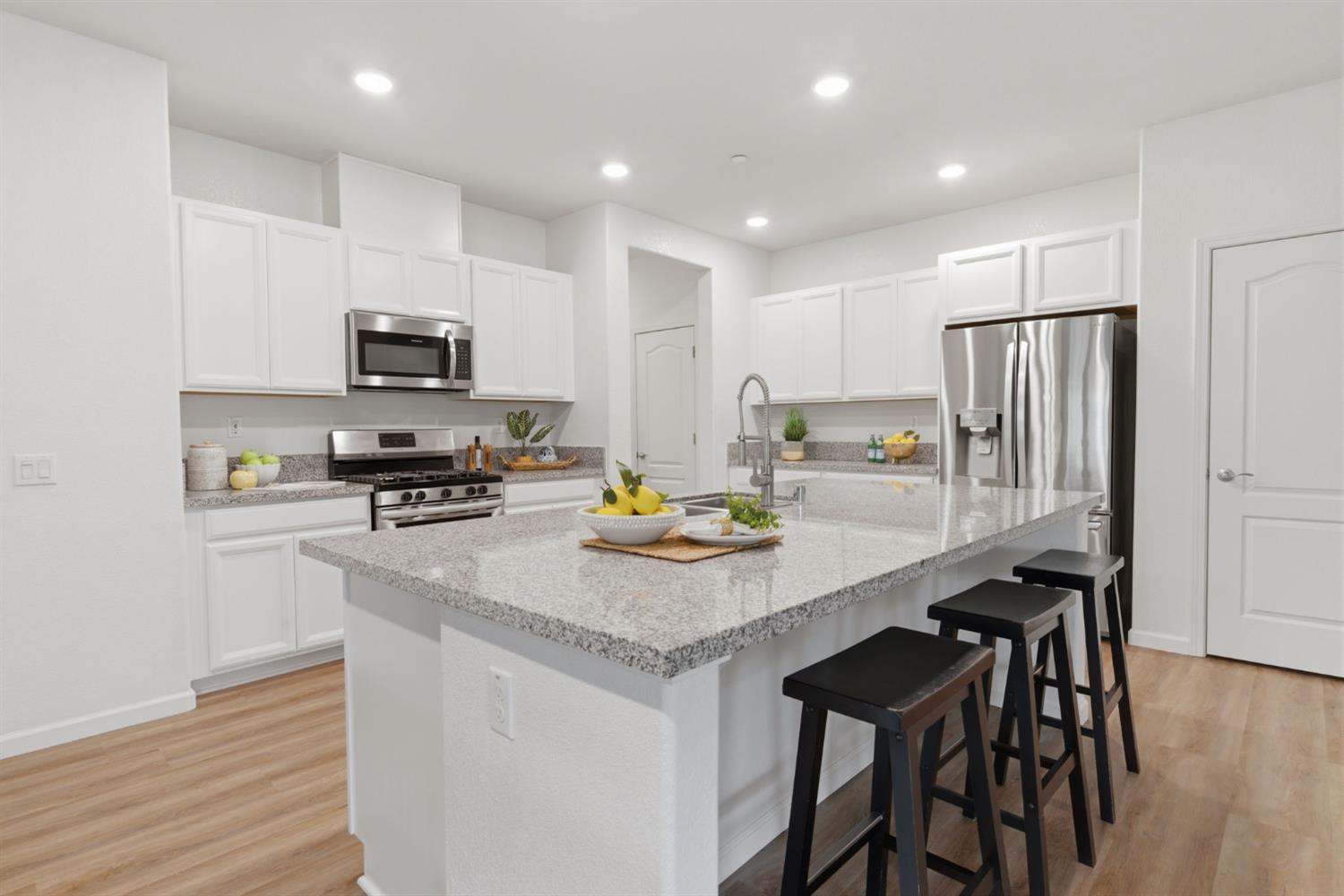 2687 Taft Ave, Manteca, CA 95337