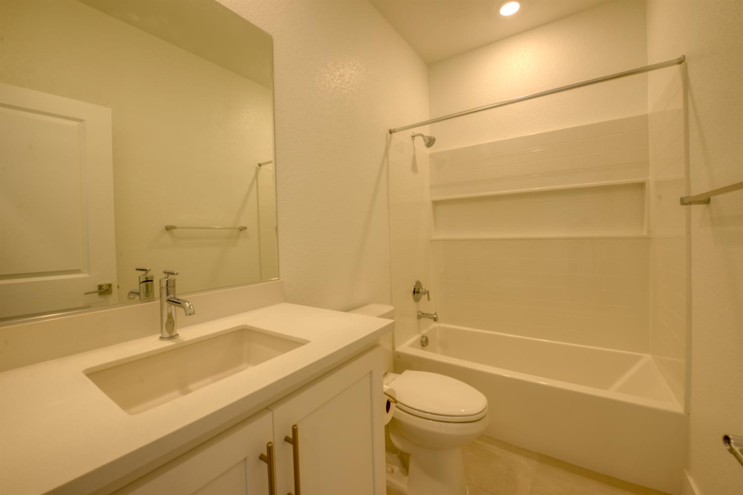 2109 Blossom Ranch, Patterson, CA 95363