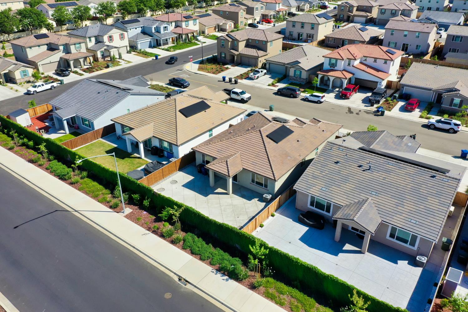 2109 Blossom Ranch, Patterson, CA 95363