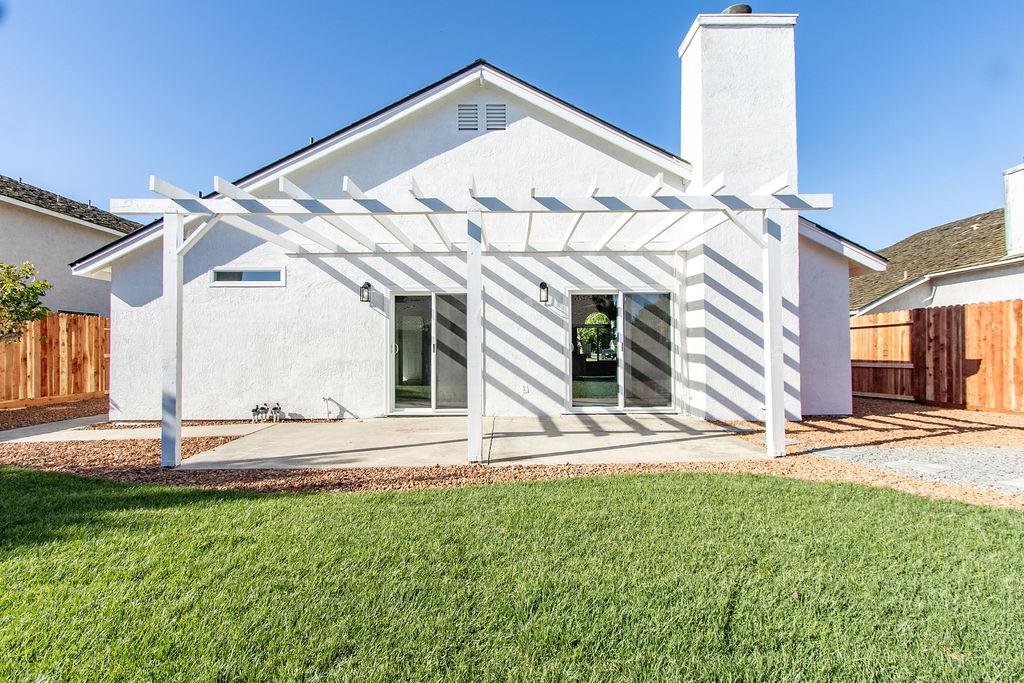 1444 Waterthrush Way, Turlock, CA 95382