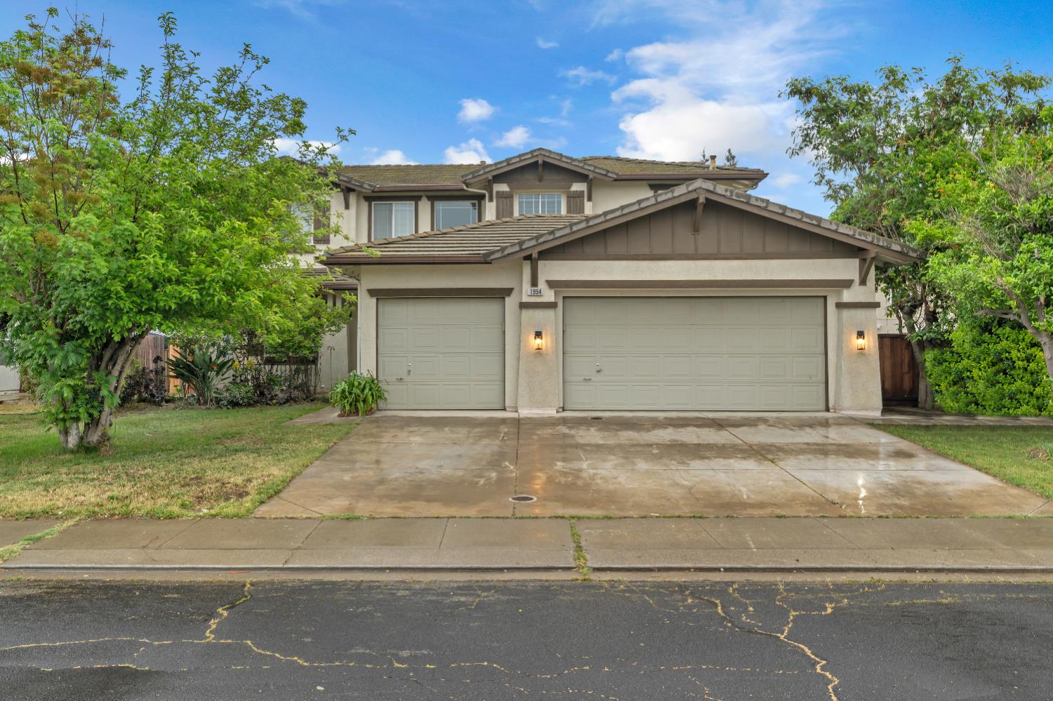 1994 Pasado Ave, Manteca, CA 95336