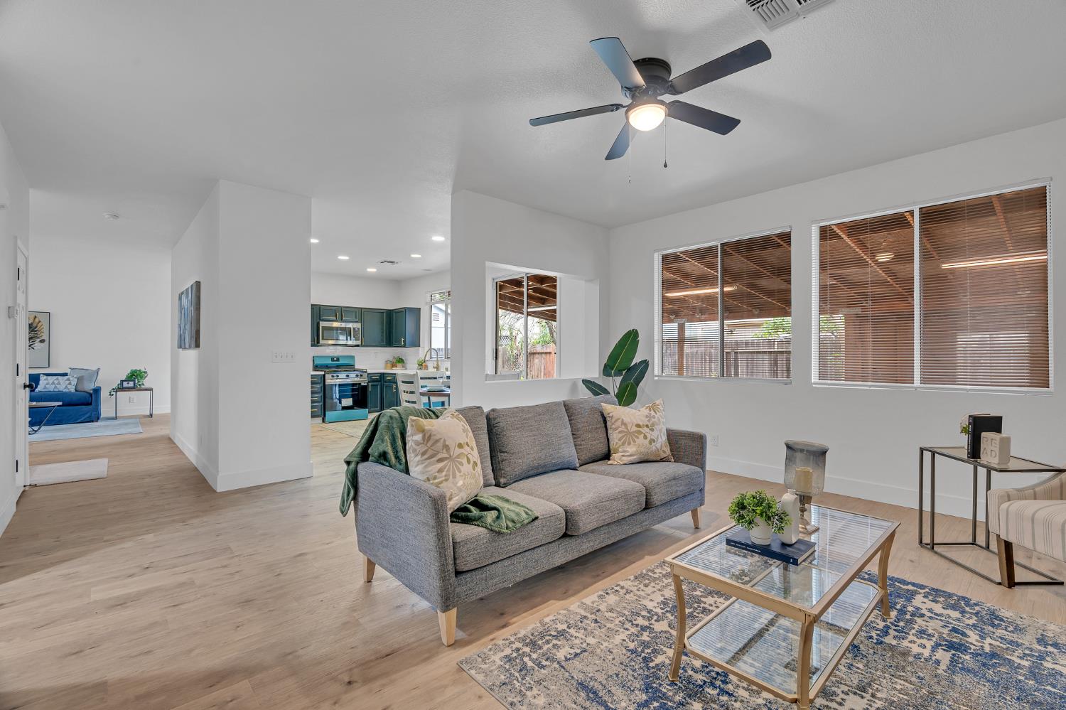 1994 Pasado Ave, Manteca, CA 95336