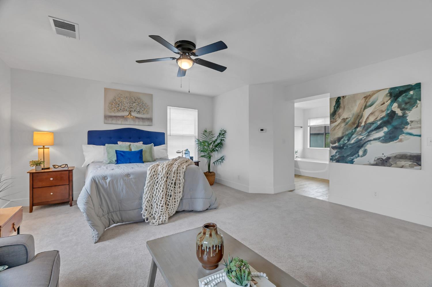 1994 Pasado Ave, Manteca, CA 95336