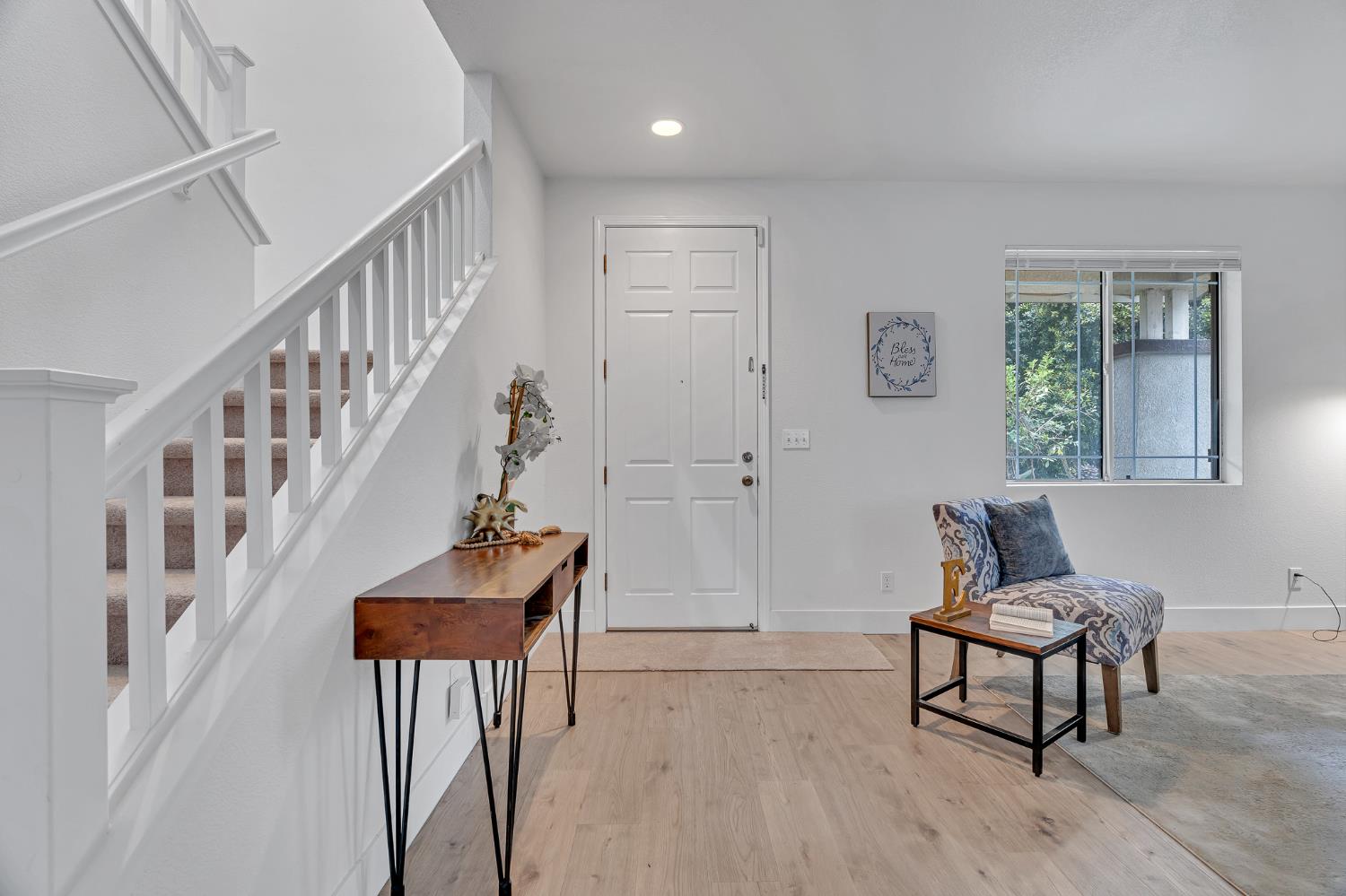 1994 Pasado Ave, Manteca, CA 95336