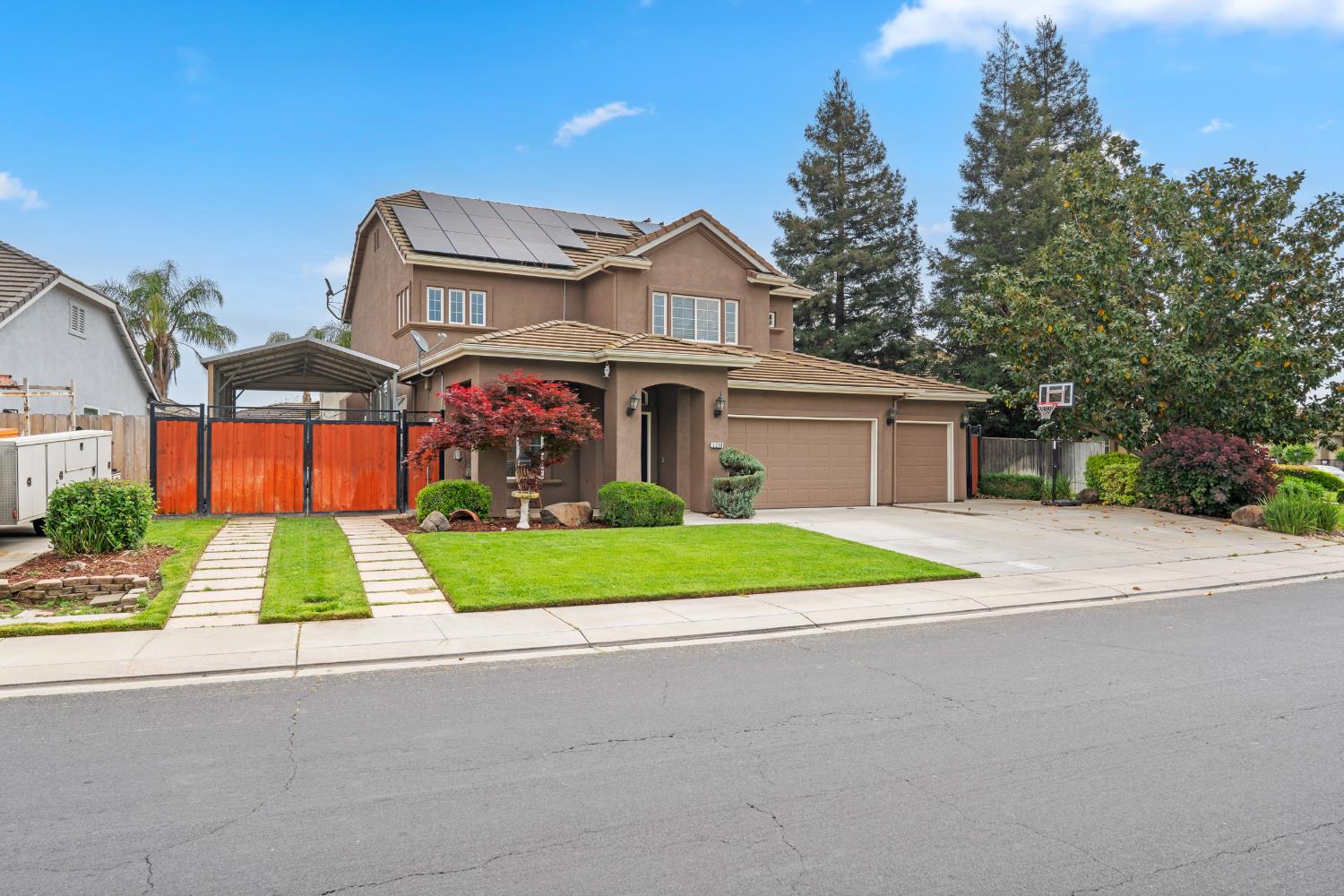 5310 Homewood Way, Riverbank, CA 95367