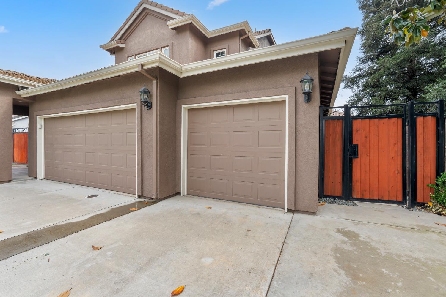 5310 Homewood Way, Riverbank, CA 95367