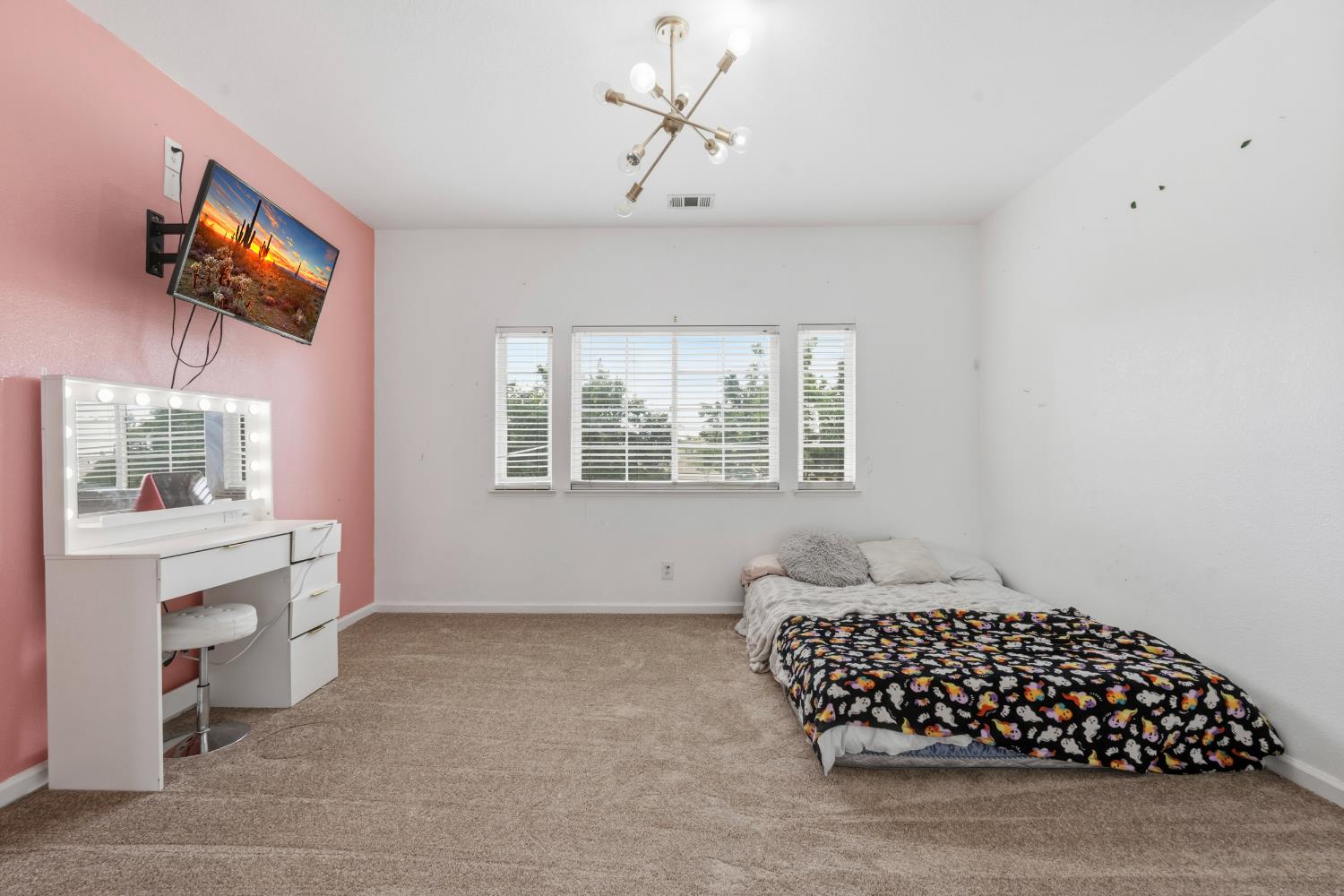 5310 Homewood Way, Riverbank, CA 95367