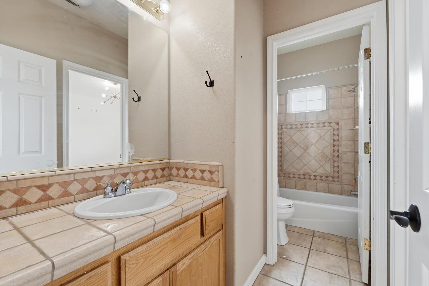 5310 Homewood Way, Riverbank, CA 95367