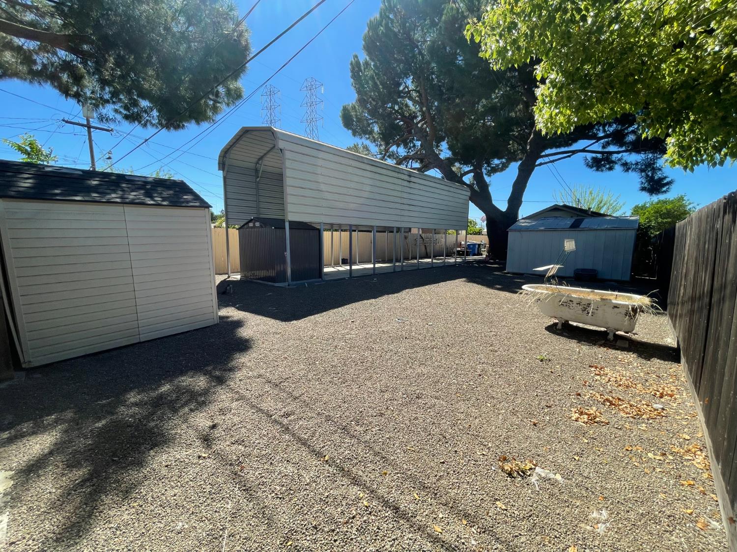 316 Poplar Ave, Manteca, CA 95336