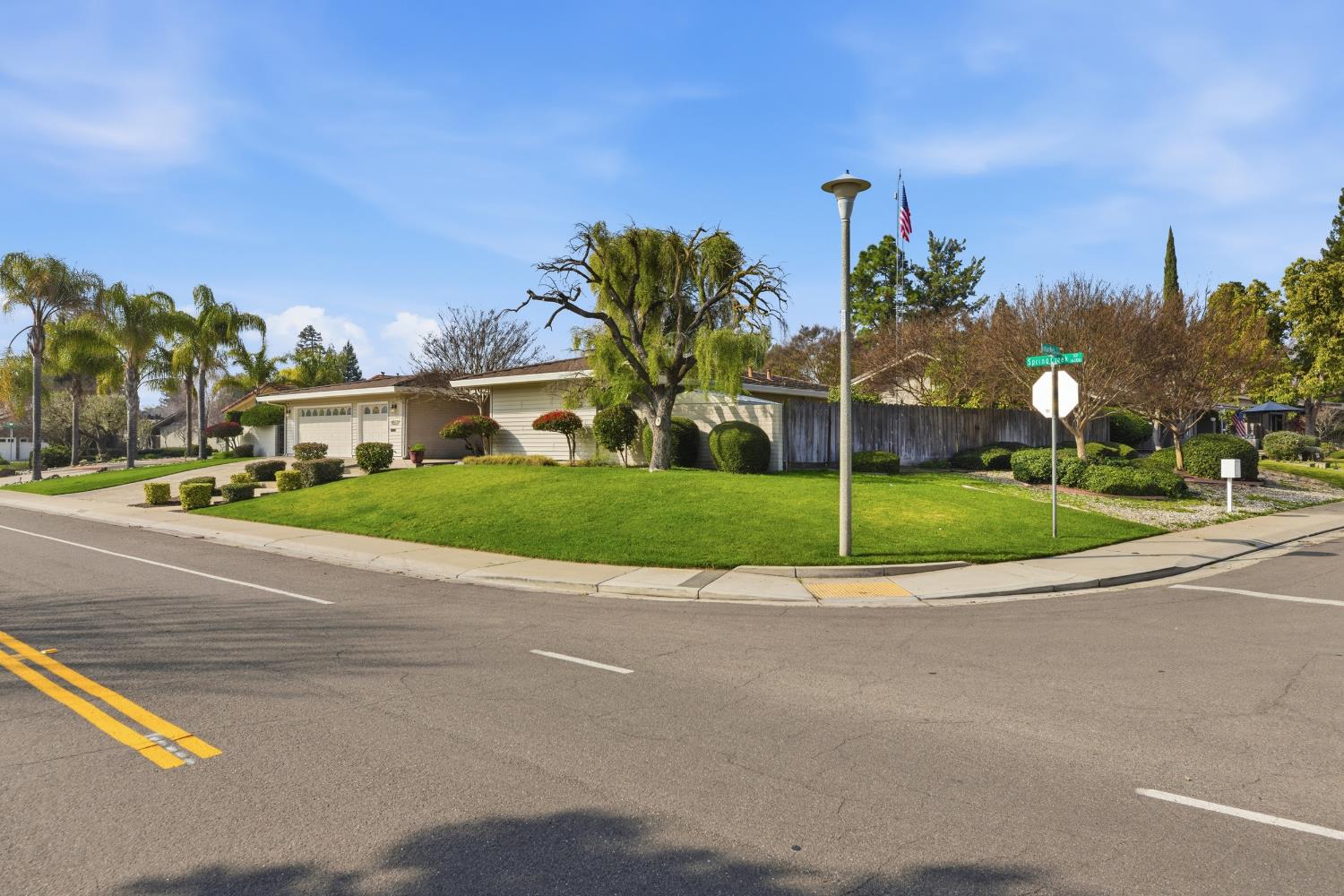 16227 Spring Creek Dr, Ripon, CA 95366