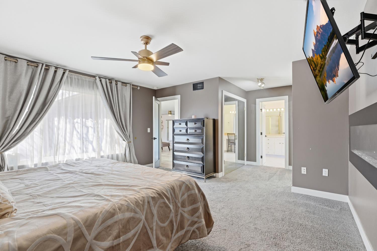 16227 Spring Creek Dr, Ripon, CA 95366